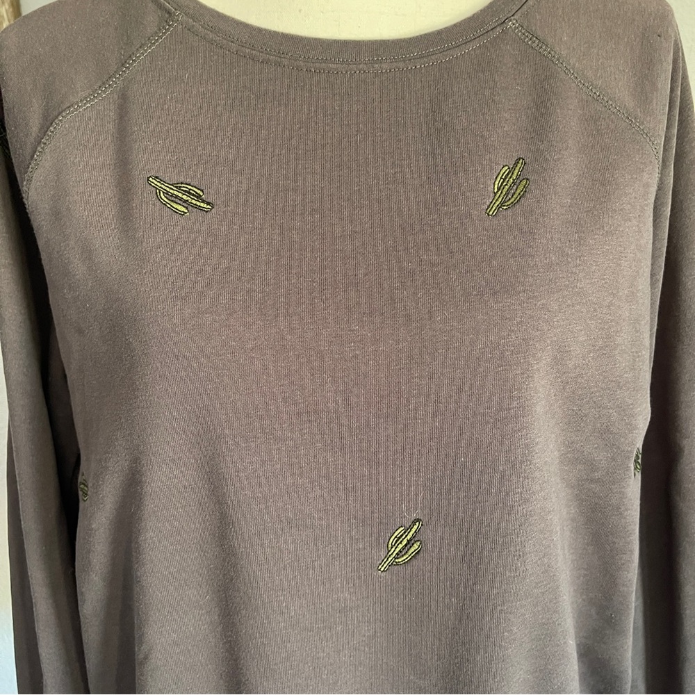 Ellison Gray Cactus Sweatshirt M